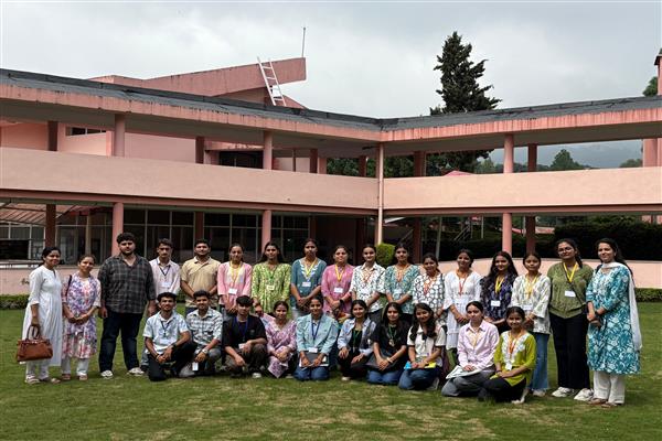 Visit to CSIR–Institute of Himalayan Bioresource T